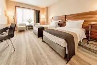 Warsaw Plaza Hotel