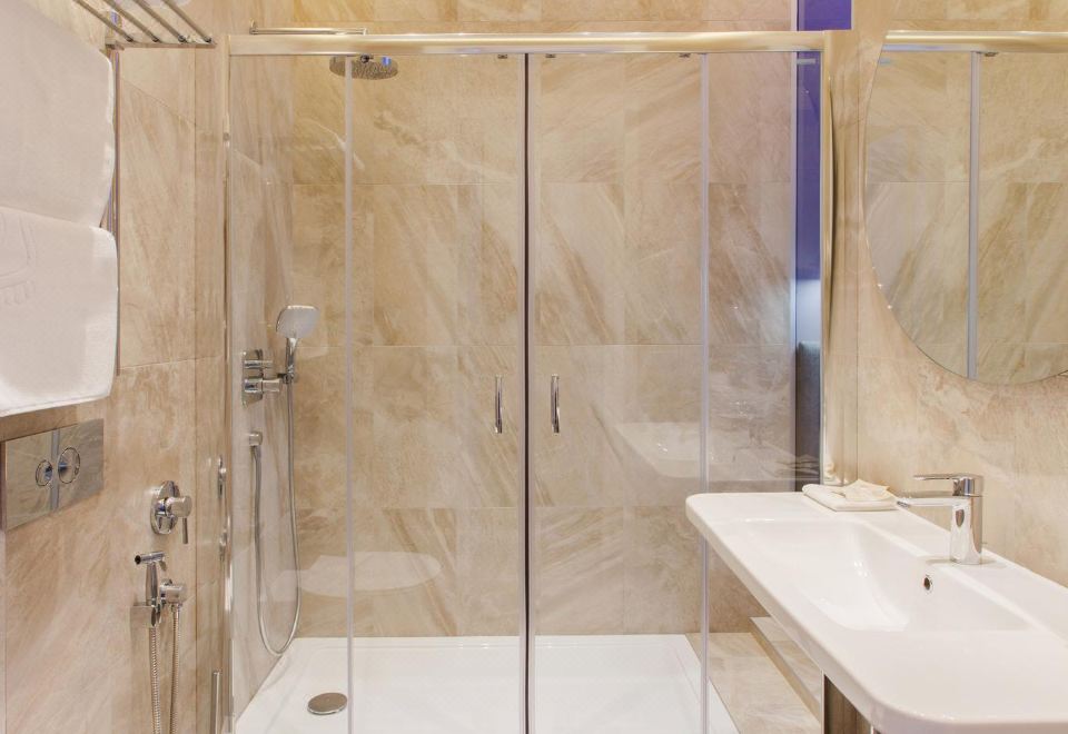 标准双人/双床间