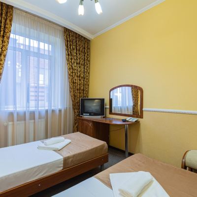 Superior Room with 2 Twin Beds Romantic Hotel Promo Code