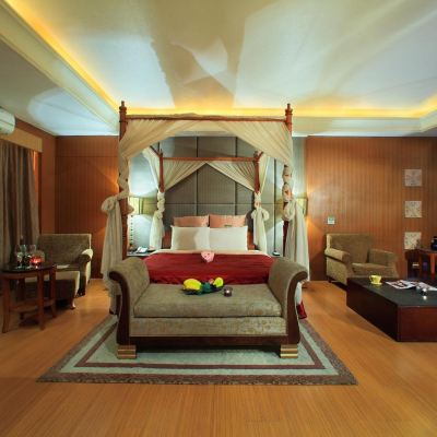 大號床間 - 帶Spa浴缸 羅馬假期汽車旅館優惠