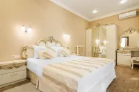 Zara Hotel