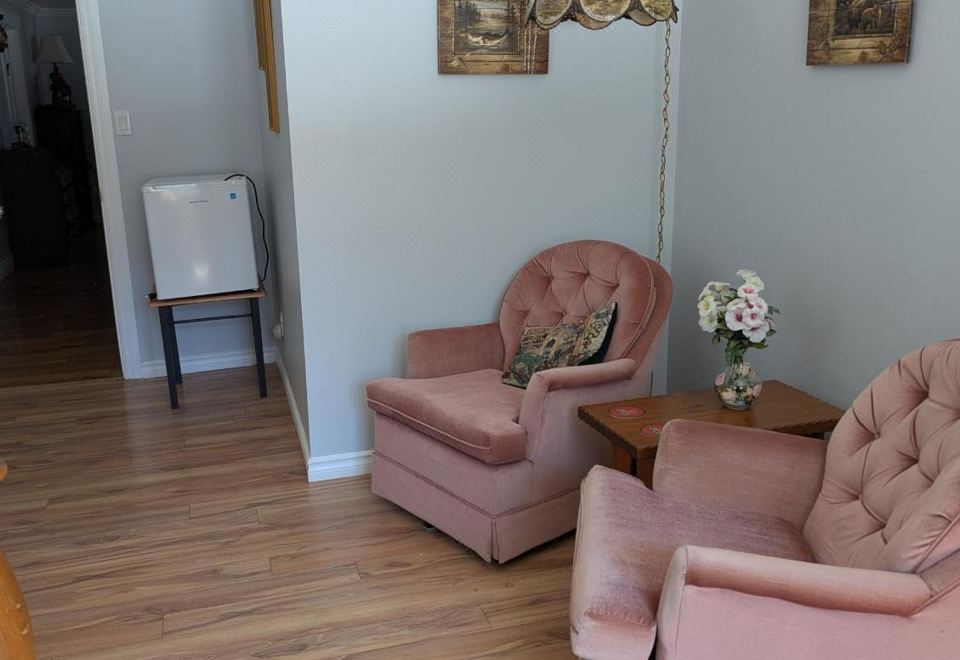 双人房（带独立浴室）