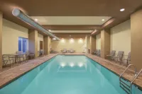 La Quinta Inn & Suites by Wyndham Guthrie