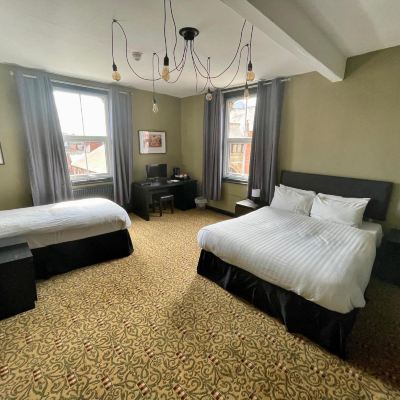 Basic Triple Room The Wrens Promo Code