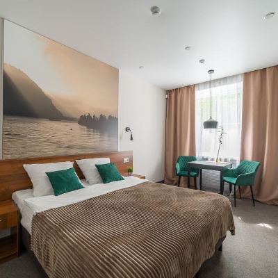 Two Room Family Room River Promo Code
