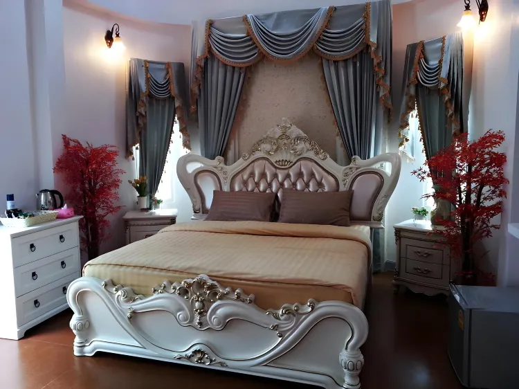 ห้องดีลักซ์ เตียงใหญ่ 1 เตียง