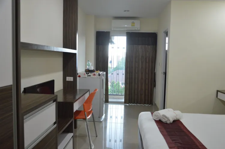 ห้องสแตนดาร์ด เตียงใหญ่ 1 เตียง