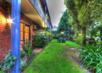 Armour Motor Inn