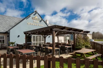 Sessile Oak, Llanelli by Marston's Inns Hoteles en 