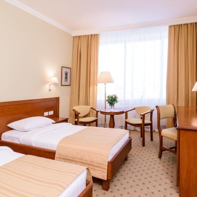 Standard Twin Room Avalon Promo Code