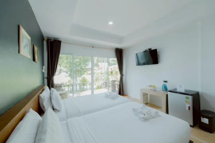 Classic Style With Forest View II