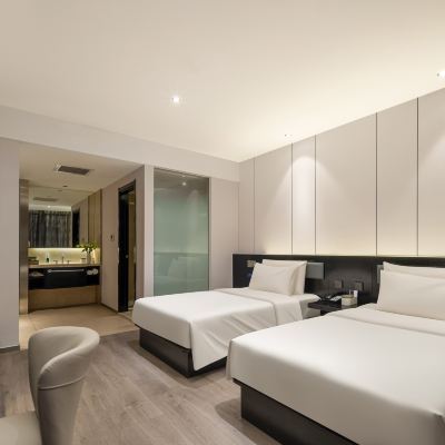 高級雙床房（投屏電視+亞朵記憶枕） 上海國際旅遊度假區野生動物園亞朵X飯店優惠