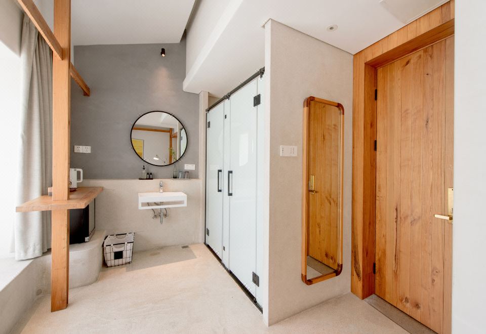 院景大床房（直觀山景）