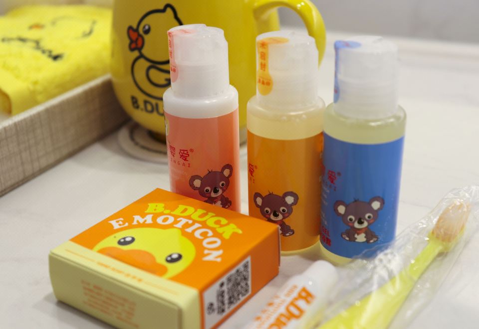 B.duck小黄鸭行政亲子房