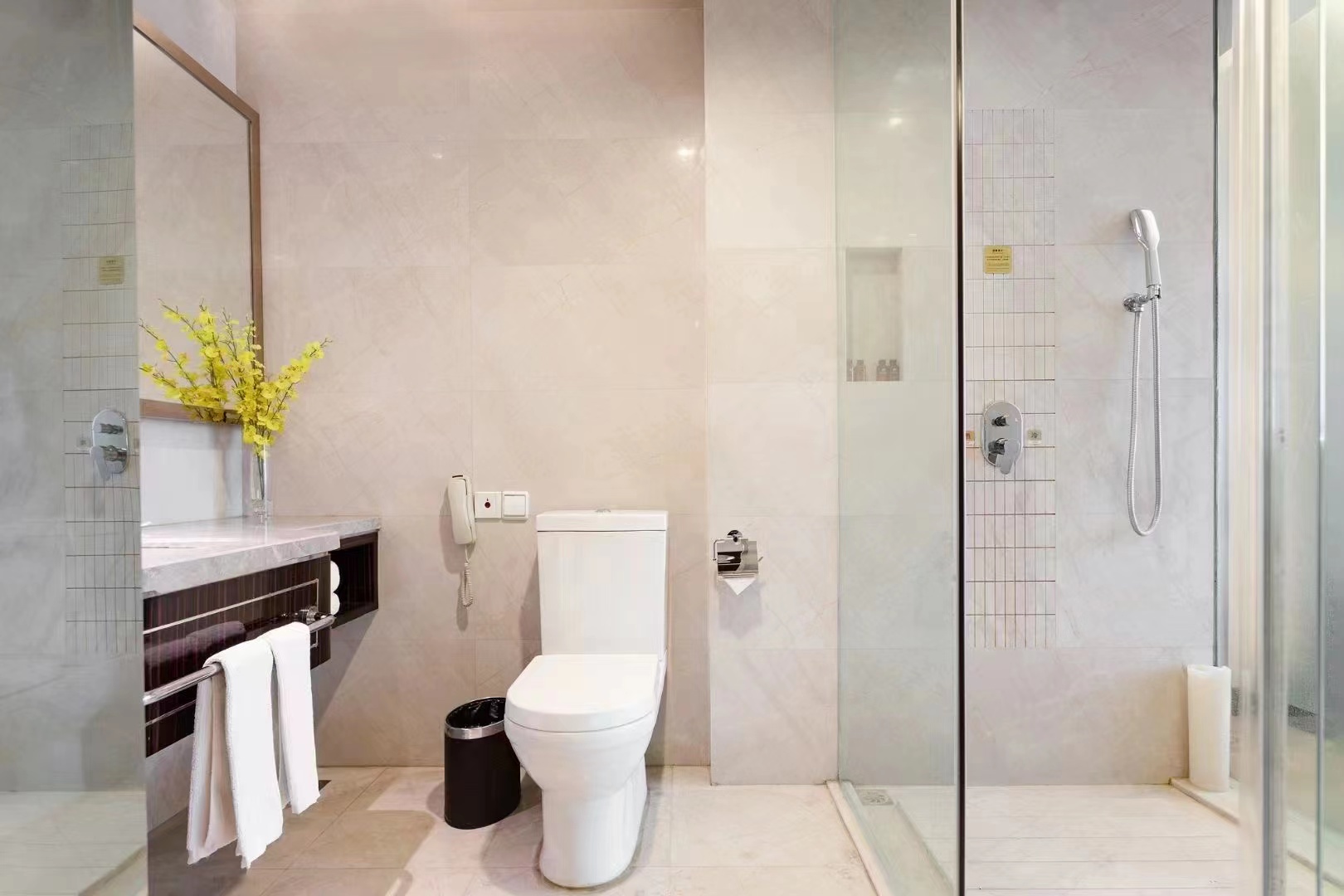 云享·温馨大床房