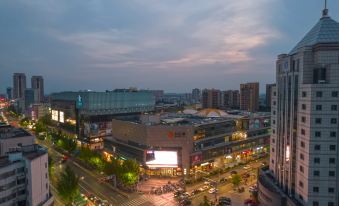 Zijin·Huaju Yashe Hotel (Changxing Dongyufang Jiuhuicheng Branch)