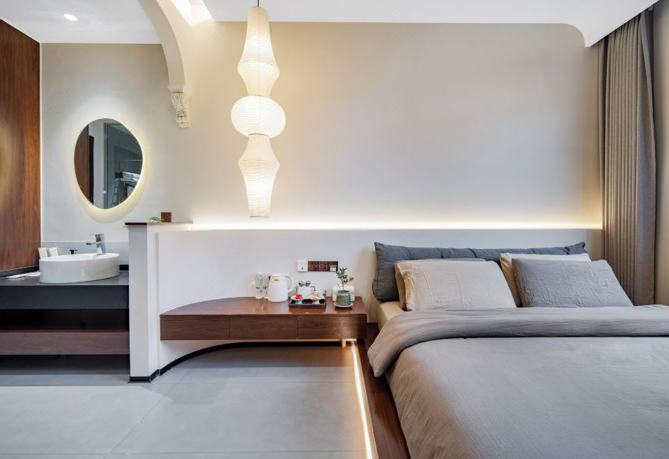 吃吃看巷-大床房