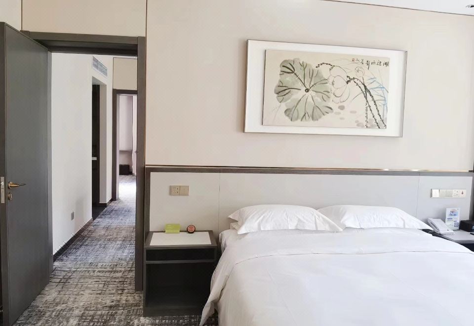 晴云·映日連通房