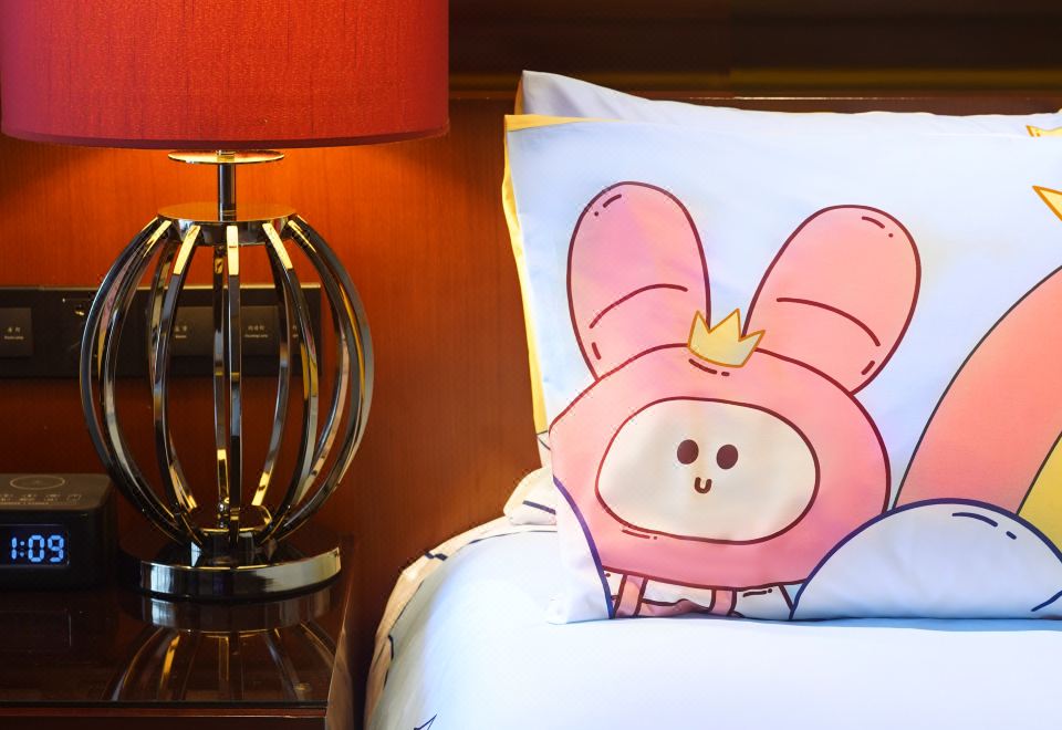 Crowne Plaza Chengdu WestFamily Room