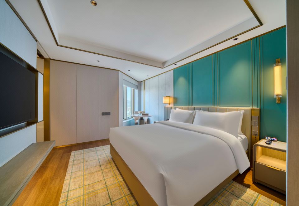 Wyndham Hangzhou LinpingDeluxe King Room