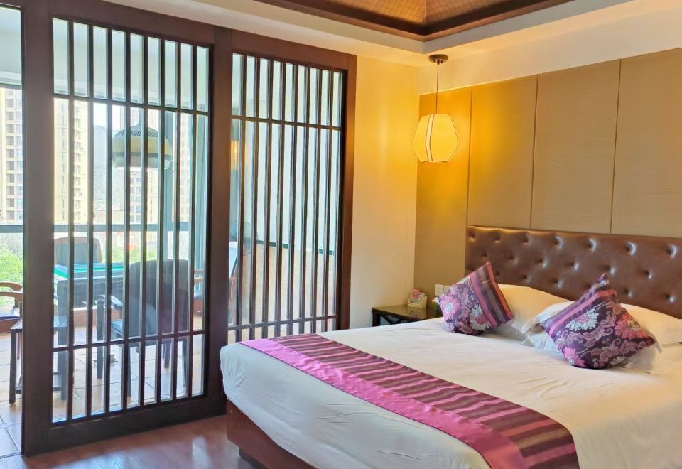 Standard Room (With Chess & Cards)