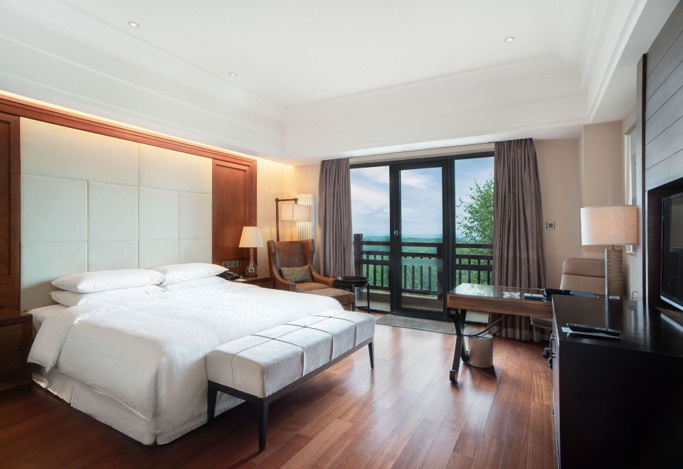 长白山景大床房