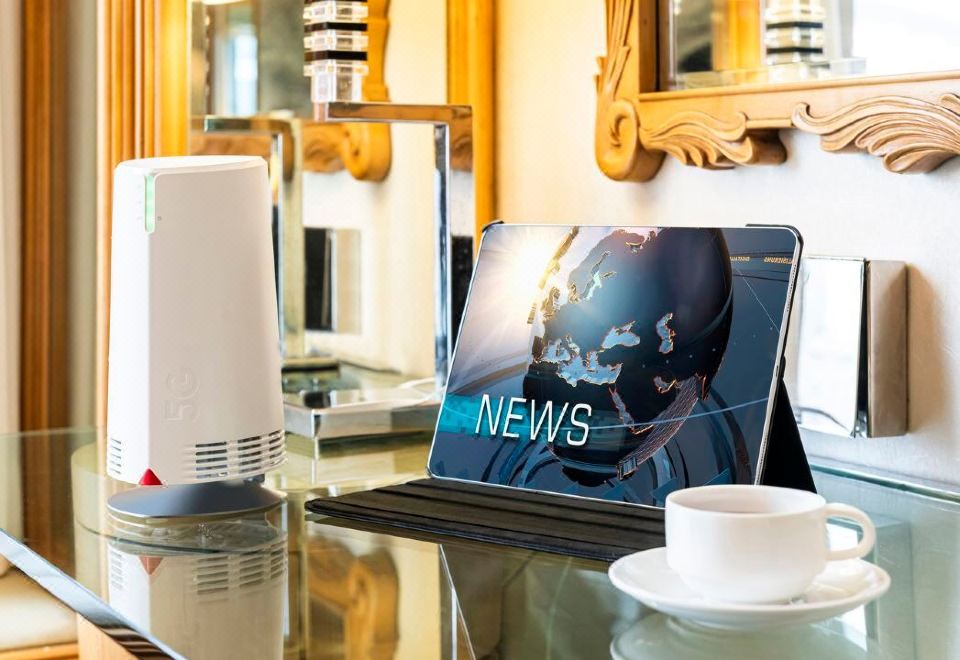 Regal Hongkong HotelSuperior Room With One Extra Bed