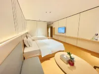 LHHOTEL