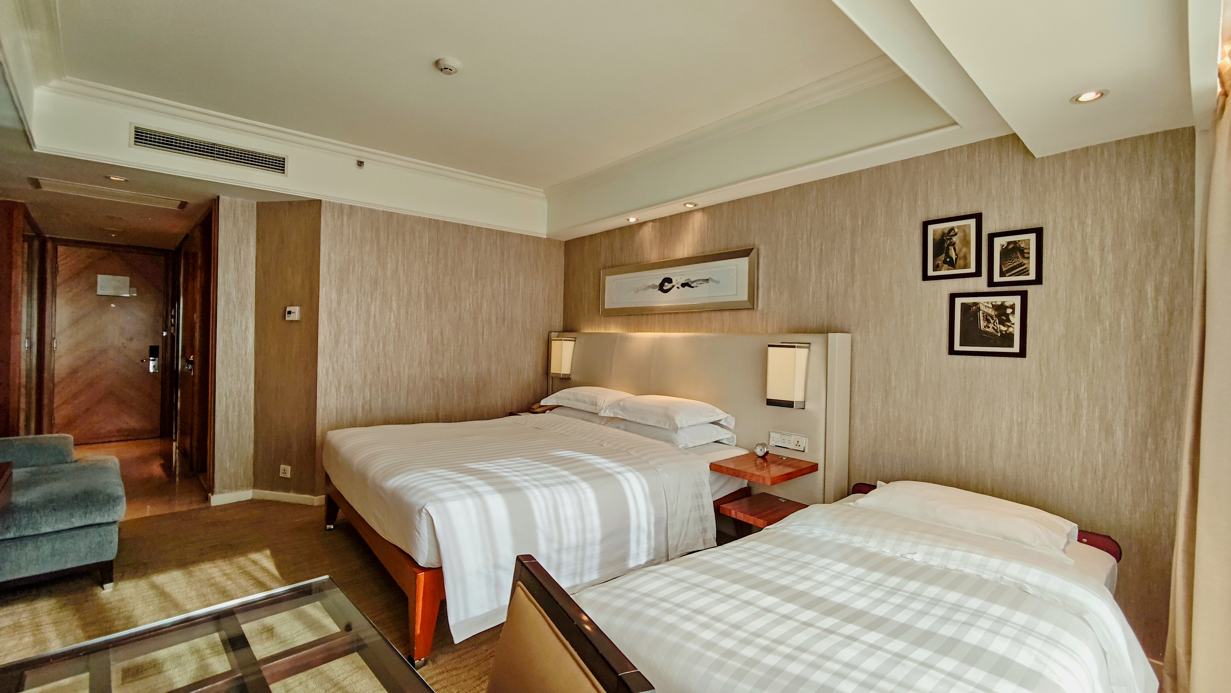 君悦客房双床家庭房