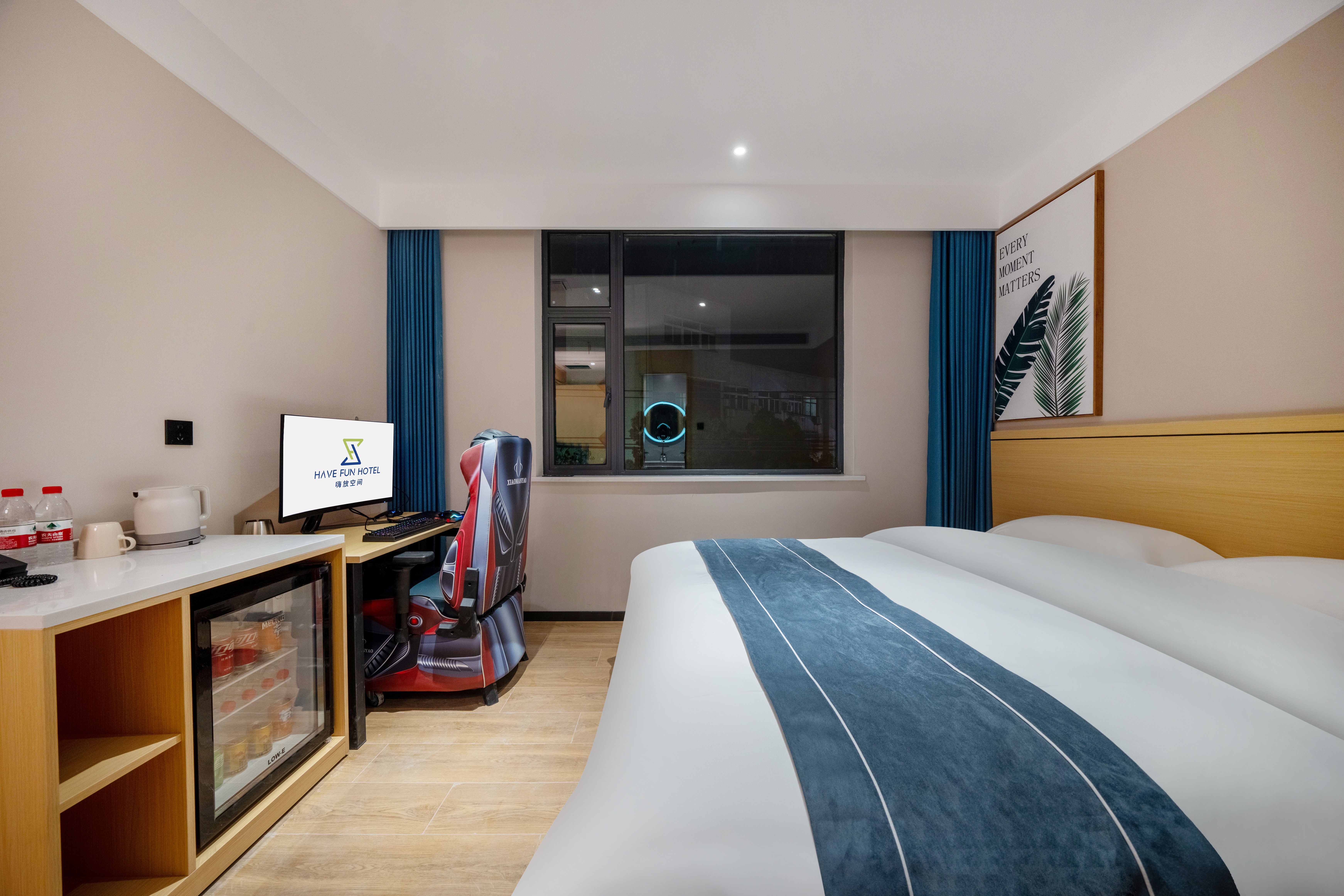 豪华单机大床房（5060ti+三角洲黑鹰+LOL特权加速器）