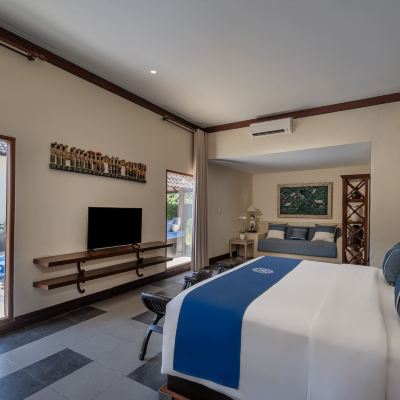 Two Bedroom Villa With Private Pool (with Washing Machine & Kitchenette)