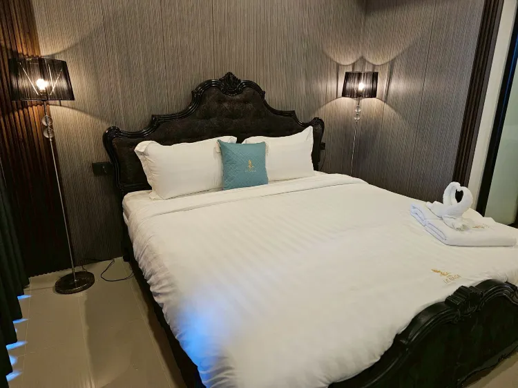 ห้องพักวิวสระว่ายน้ำ