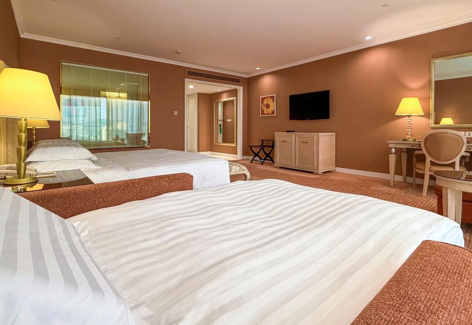 Similan Hotel ZhuhaiDeluxe Family Room (with Sofa Bed)