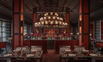 Four Seasons Hotel Hangzhou at West Lake - Housity