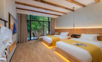 Seven Letters chuanshangyu Forest Secret Resort(Mount Fanjing)