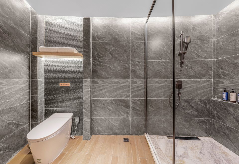 幽篁居双床房 | 徕芬吹风机| 空气净化器|记忆枕