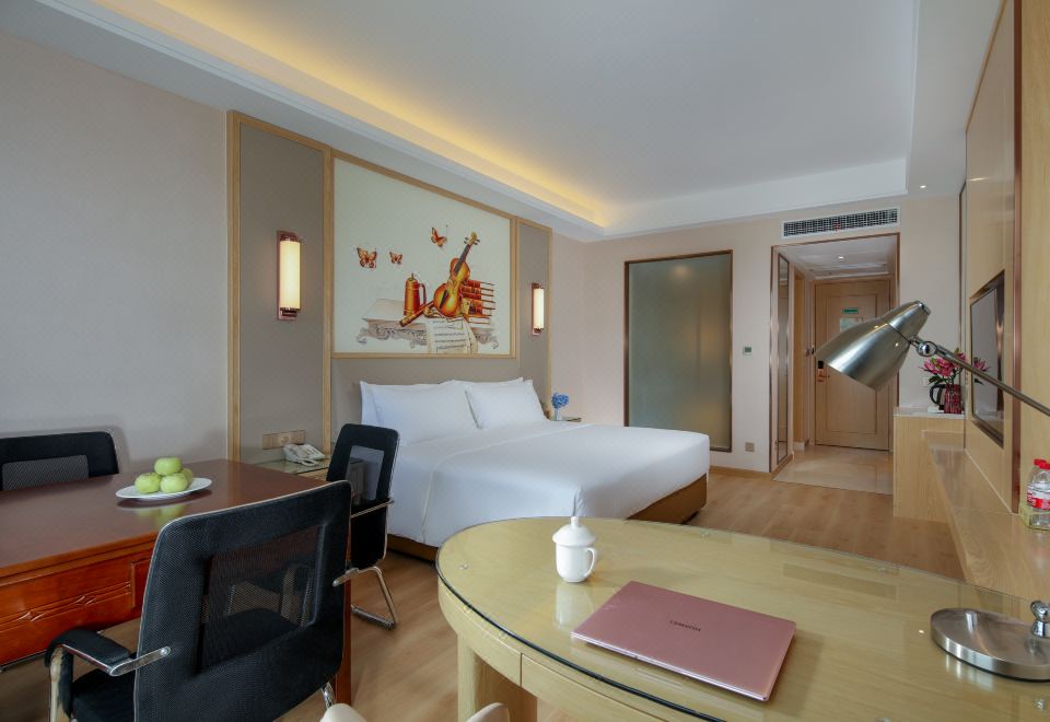 Vienna Hotel (Yongjia Wanchao Plaza)Double Room (With chess & cards)