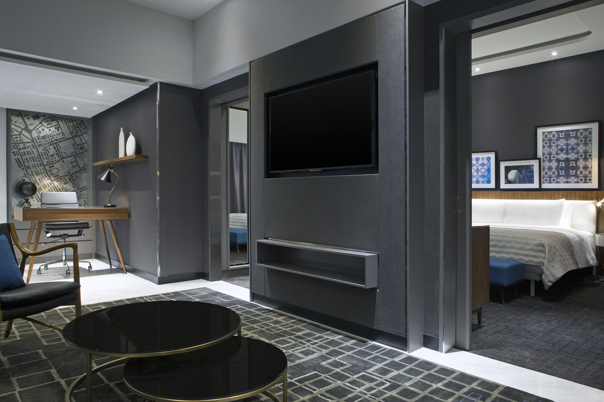 艾美套房，一卧室套房，一張特大床