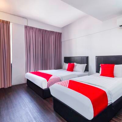 Suite Bertiga Kupon OYO 251 Intime Hotel