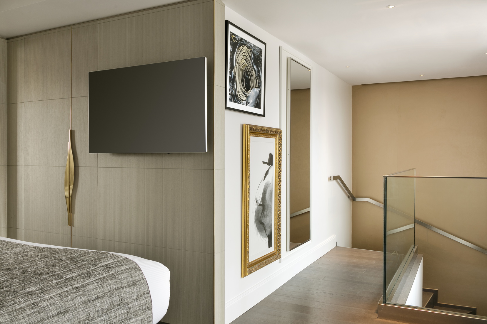 巴黎复式房（带露台）