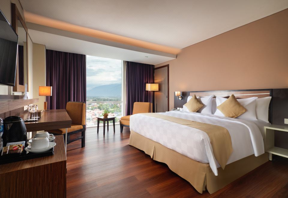 Best Western Plus Coco PaluSuperior 1 Queen Bed Room With City View Shower Wifi Safe Non Smoking