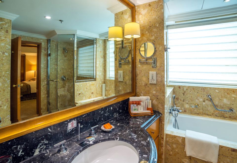 Crowne Plaza QingdaoApartment - 2-Bedroom