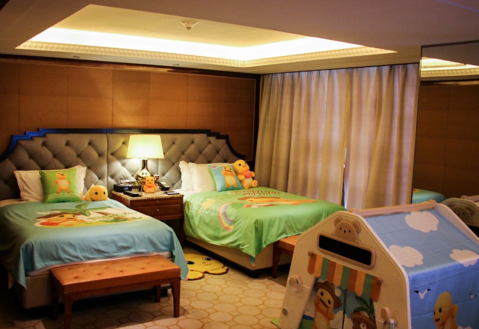 奶龍至尊親子雙床房
