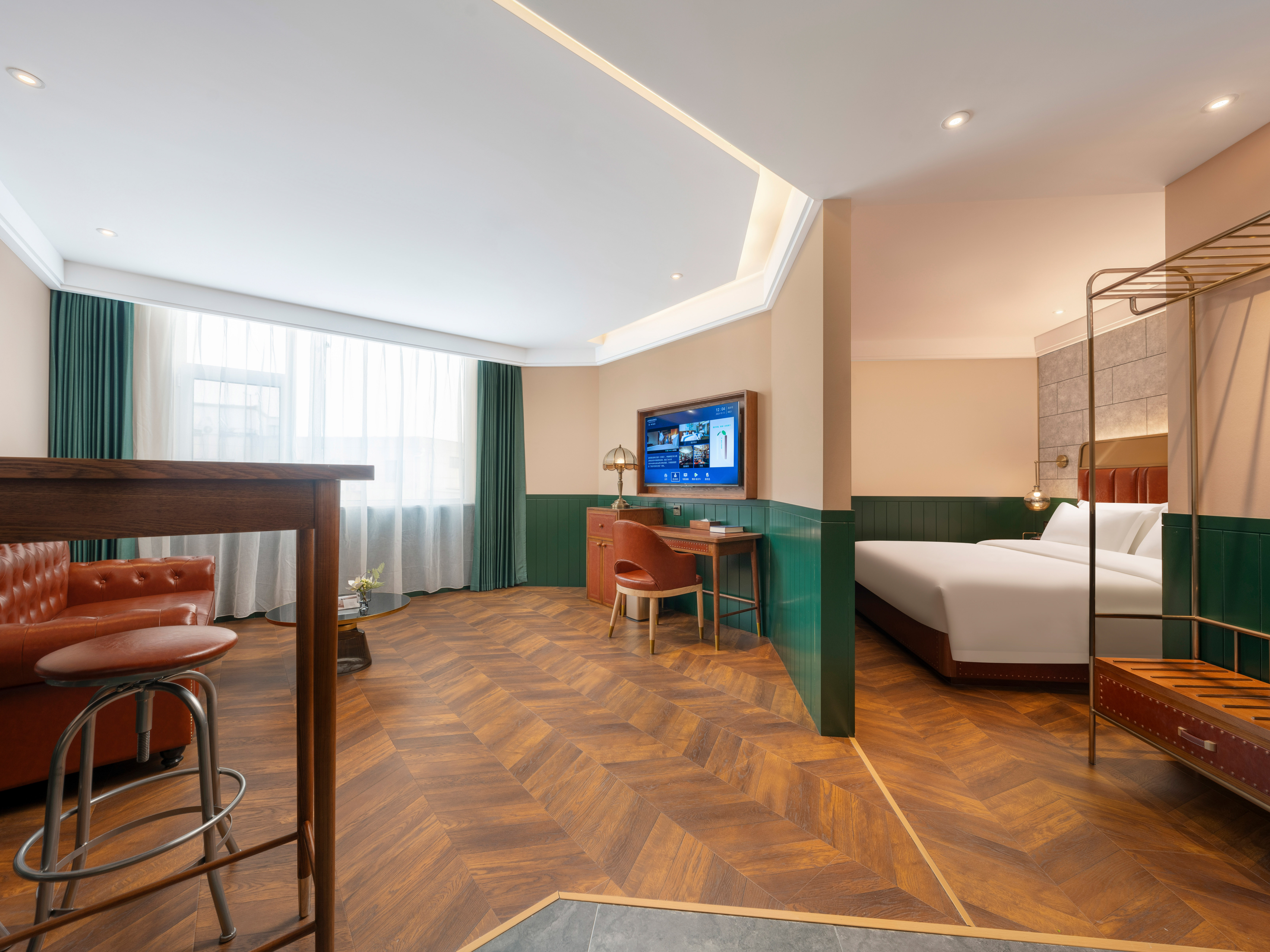 啡凡豪华大床房（投屏）