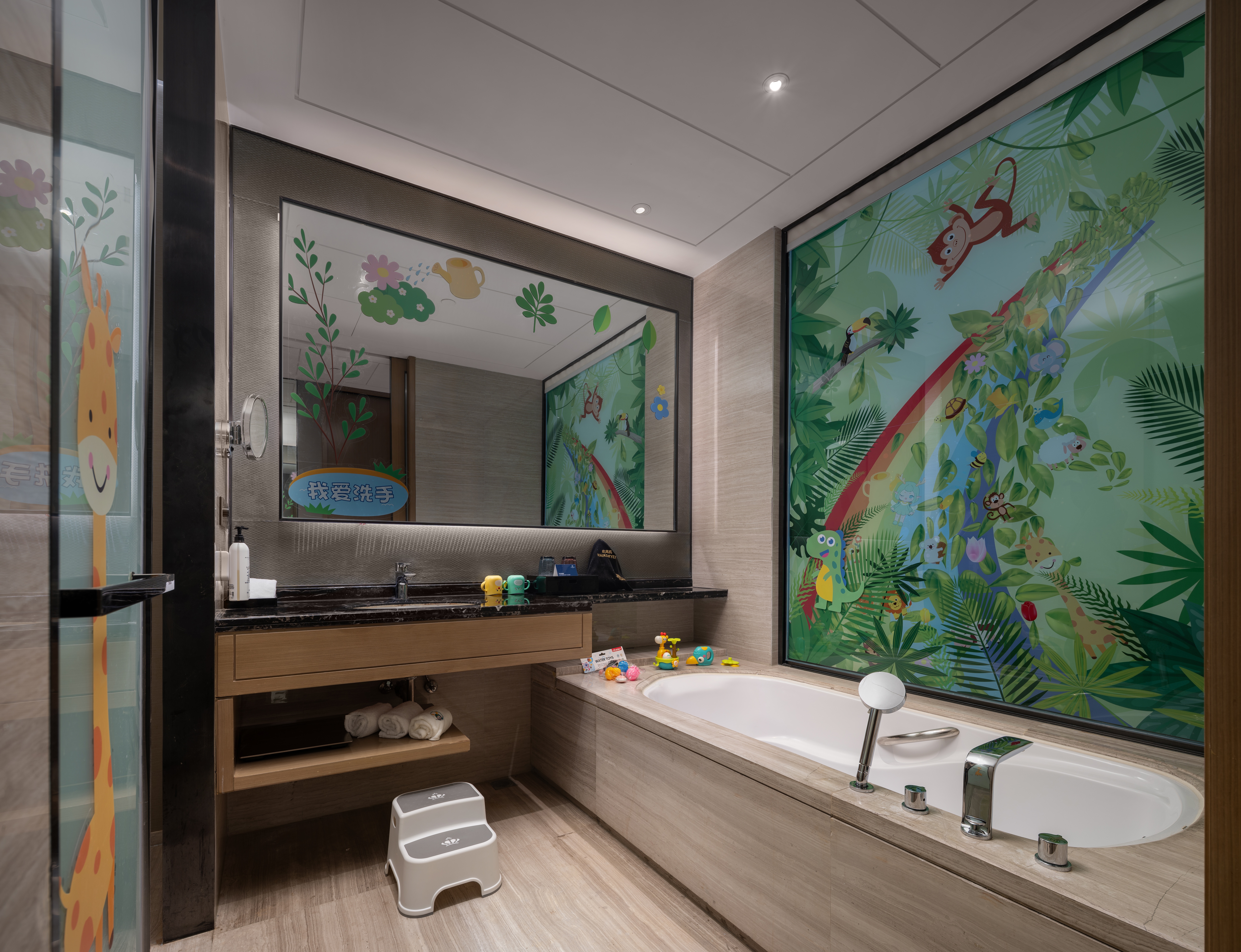 梦游XIAN境上下铺滑梯房