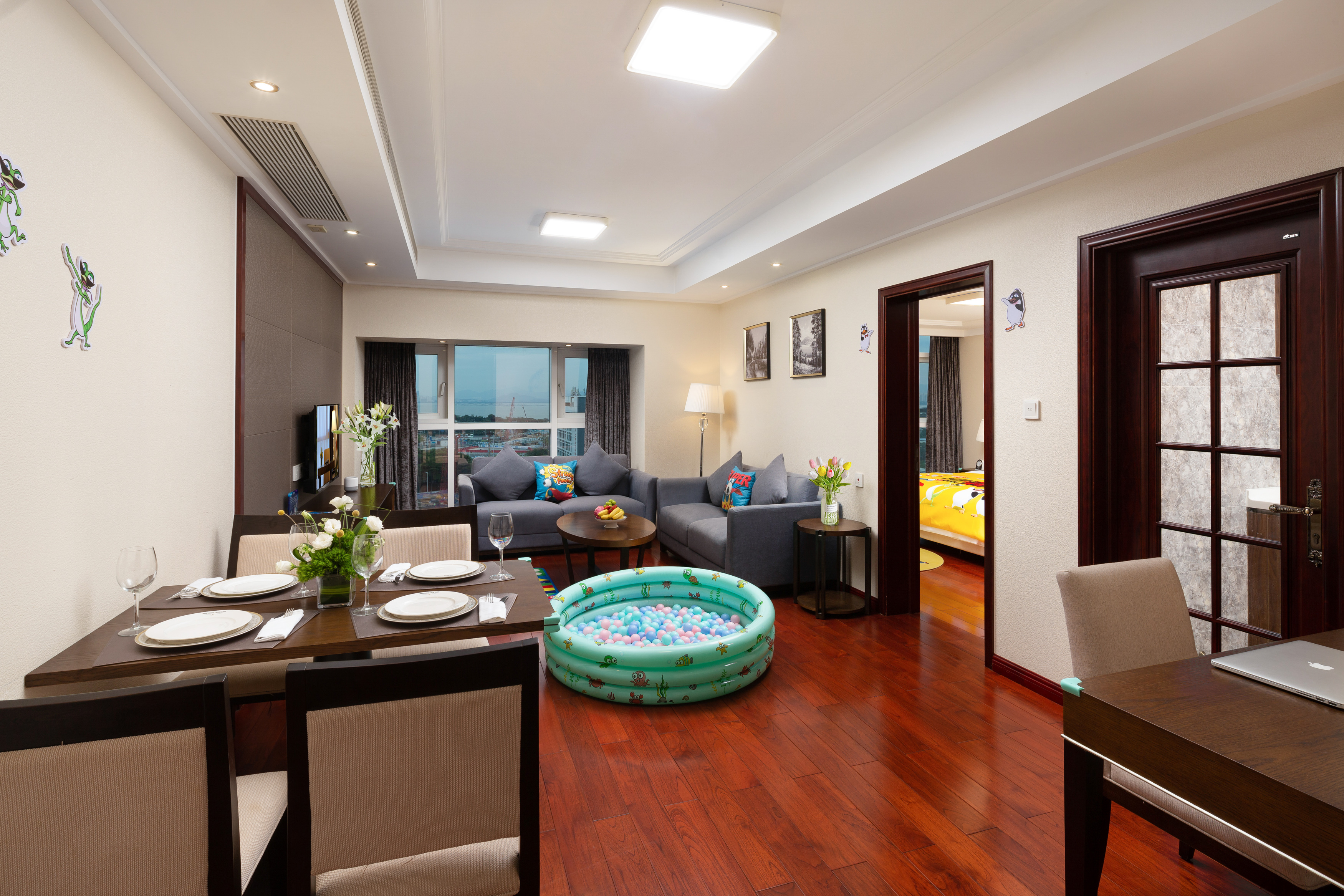 贝肯熊亲子大床房