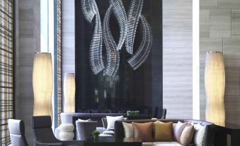 New World Makati Hotel, Manila - Housity