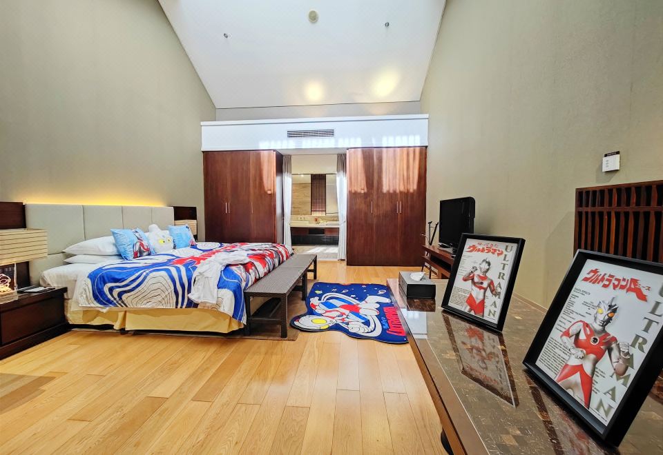 奥特曼主题LOFT套房（观景阳台+浴缸+帐篷）