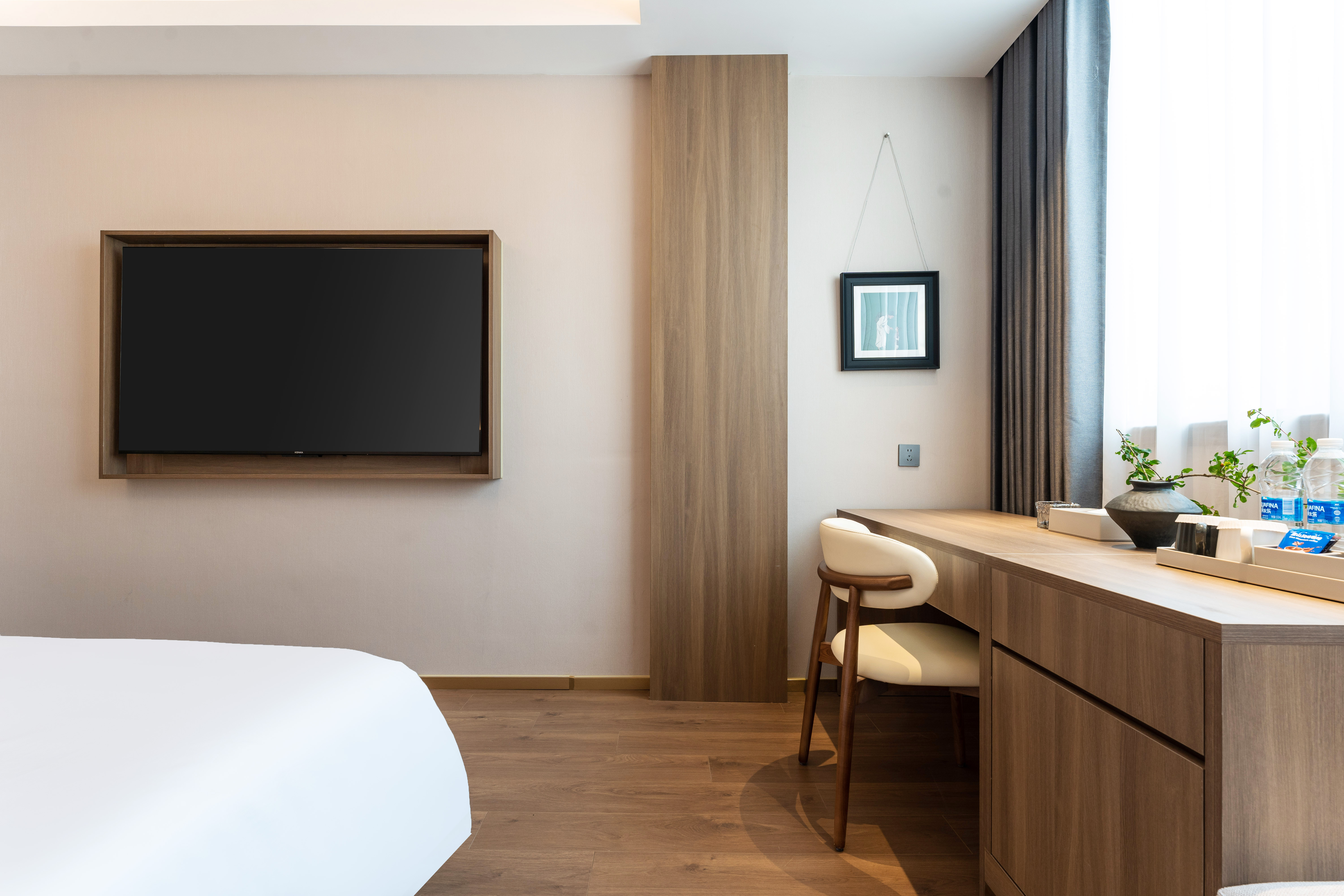 山景商務大床房