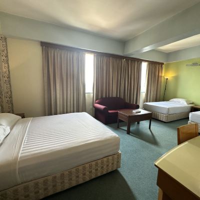 Bilik Keluarga Kupon Klang Histana Hotel